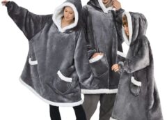 Stay Warm and Cozy in Style: Introducing the Plush Fleece Hoodie Blanket – the Ultimate Winter Warmth Solution